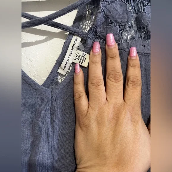 American Eagle Outfitters Lace Detail Top Size XL - Picture 5 of 5